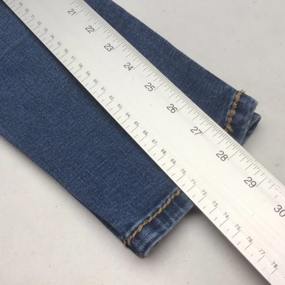 ROYALTY FOR ME MID-RISE SKINNY JEANS 8/29x28 ⭐️